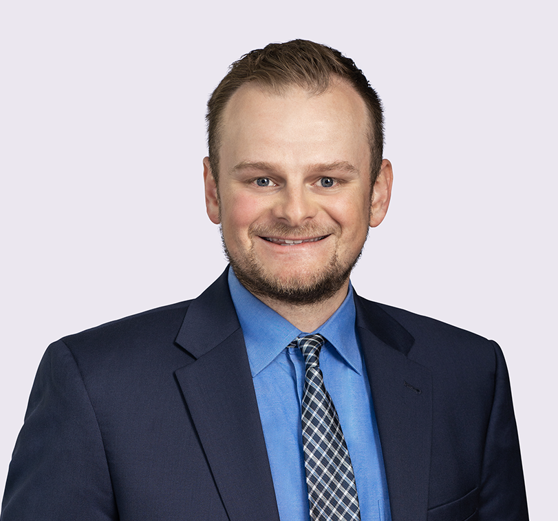 Taylor Kosakoff headshot