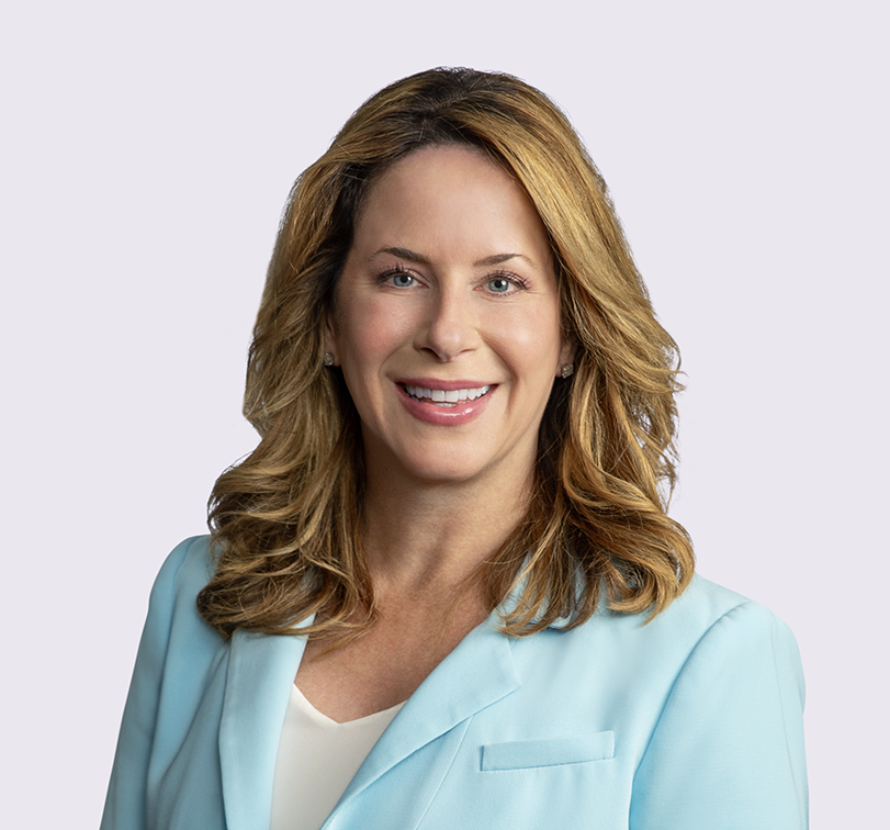 Stephanie Satterfield headshot