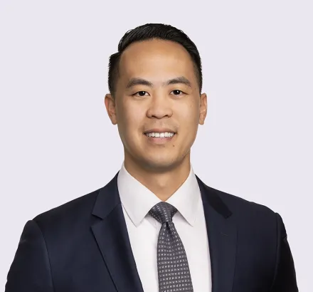 Huy Tran headshot