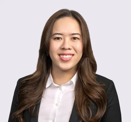 Sydney Wong headshot