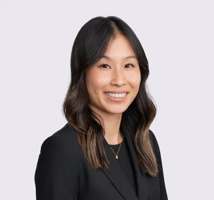 Jennifer Davis headshot