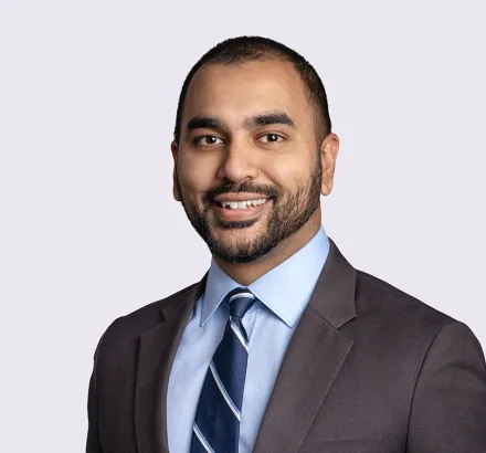 Raseq Moizuddin headshot