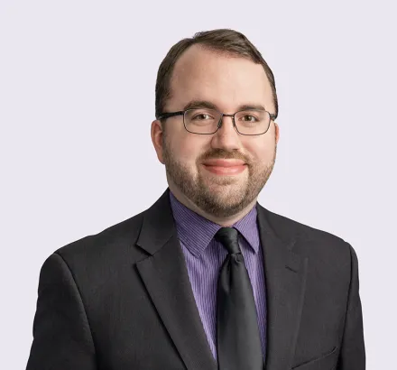 Peter Montine Headshot