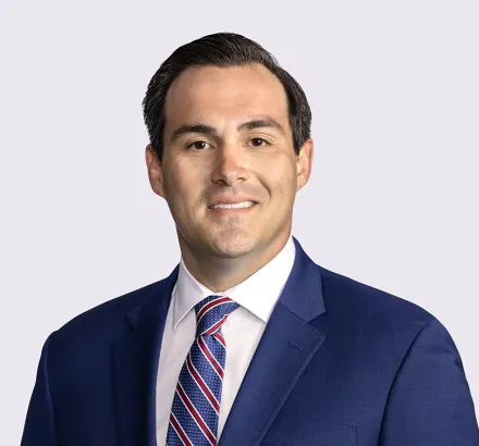 Evyn Perry headshot