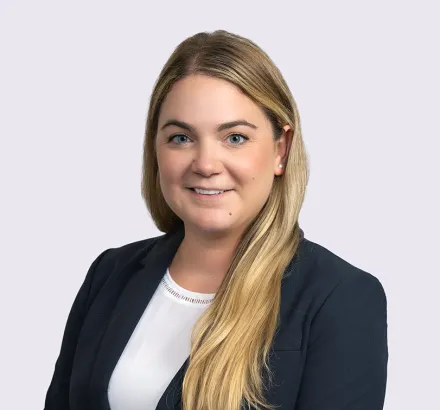 Monika Zarski Headshot