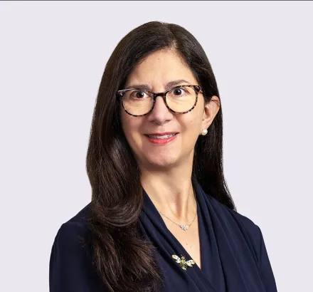 Beth Boyer Headshot