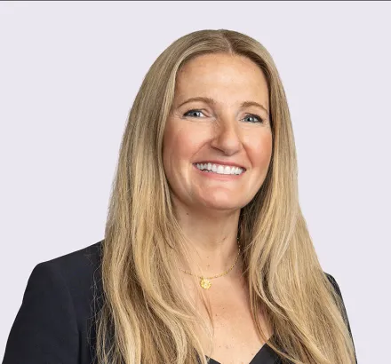 Ana Shields headshot