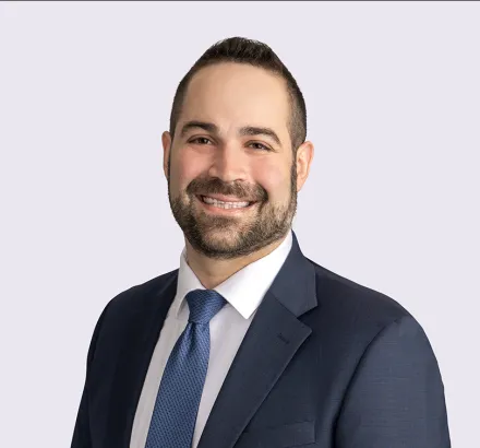 Alexander Deutsch headshot