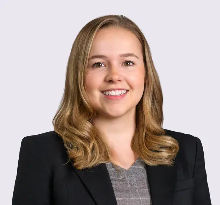 Rebecca Skahen headshot