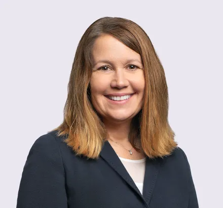 Carrie Kinsella headshot