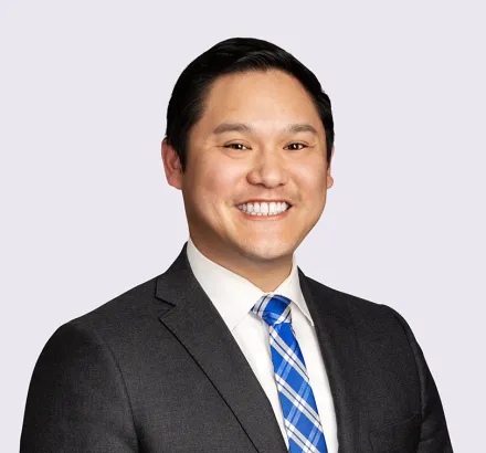 Ronald Tran headshot