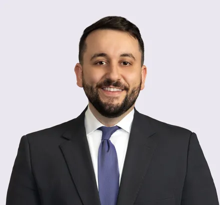 Loren Korkin headshot