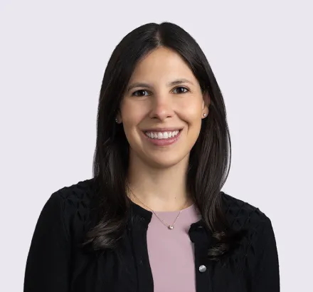 Serena Stein headshot