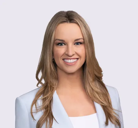 Heather Dillion headshot