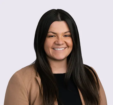 Julia Denmeade headshot