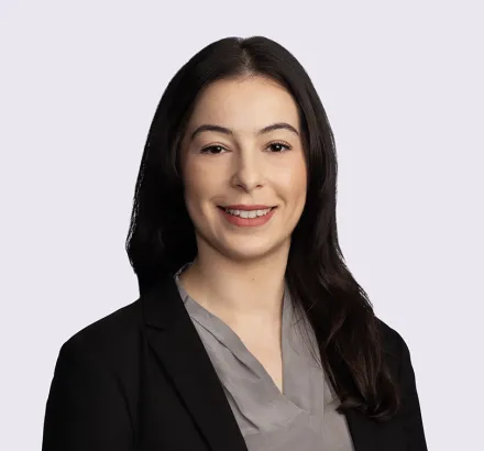 Elise Dvorochkin headshot