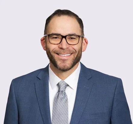 Joseph Lara headshot