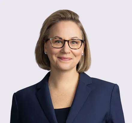 Jennifer Nodes headshot