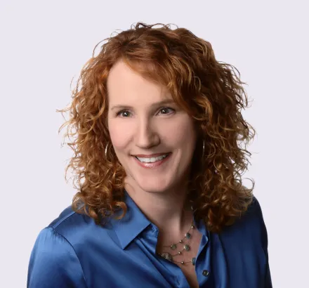 Rene Thorne Headshot
