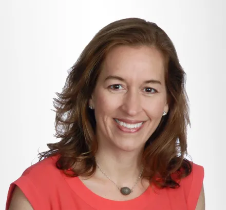 Jennifer Courtian headshot