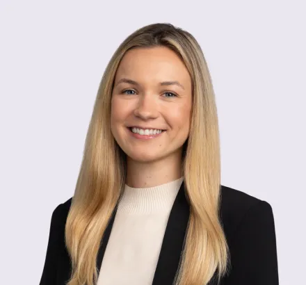 Carly Spielberger headshot