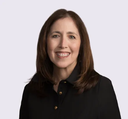 Diane Windholz headshot