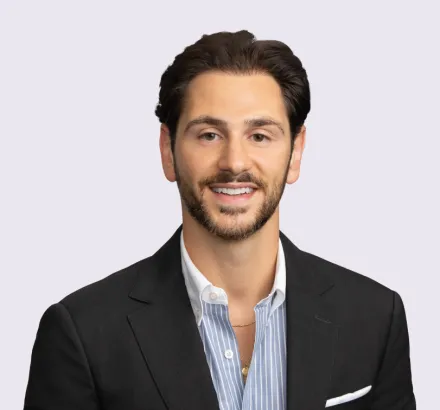 Kris Khodaverdian headshot