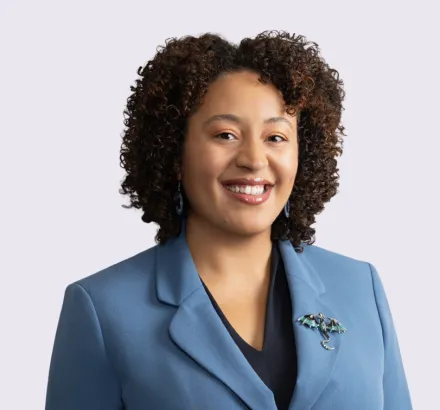 Courtney Woods headshot