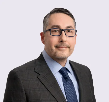 Stephen Thompson headshot