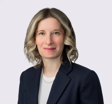 Sara Harrison headshot