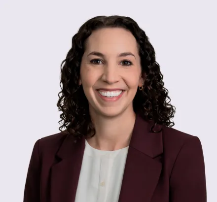 Natalya Minoff headshot