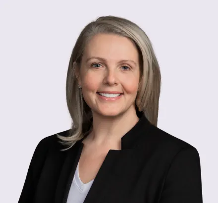 Sarah Skubas headshot