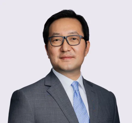 Kenneth Suh headshot