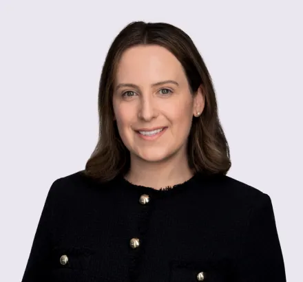 Lily Lysle headshot