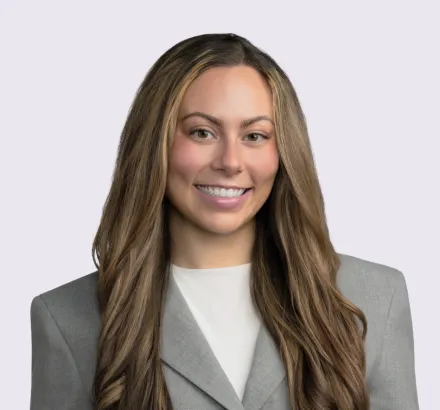 Mercedes Sieg headshot