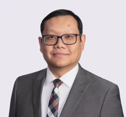 Phong Tran headshot