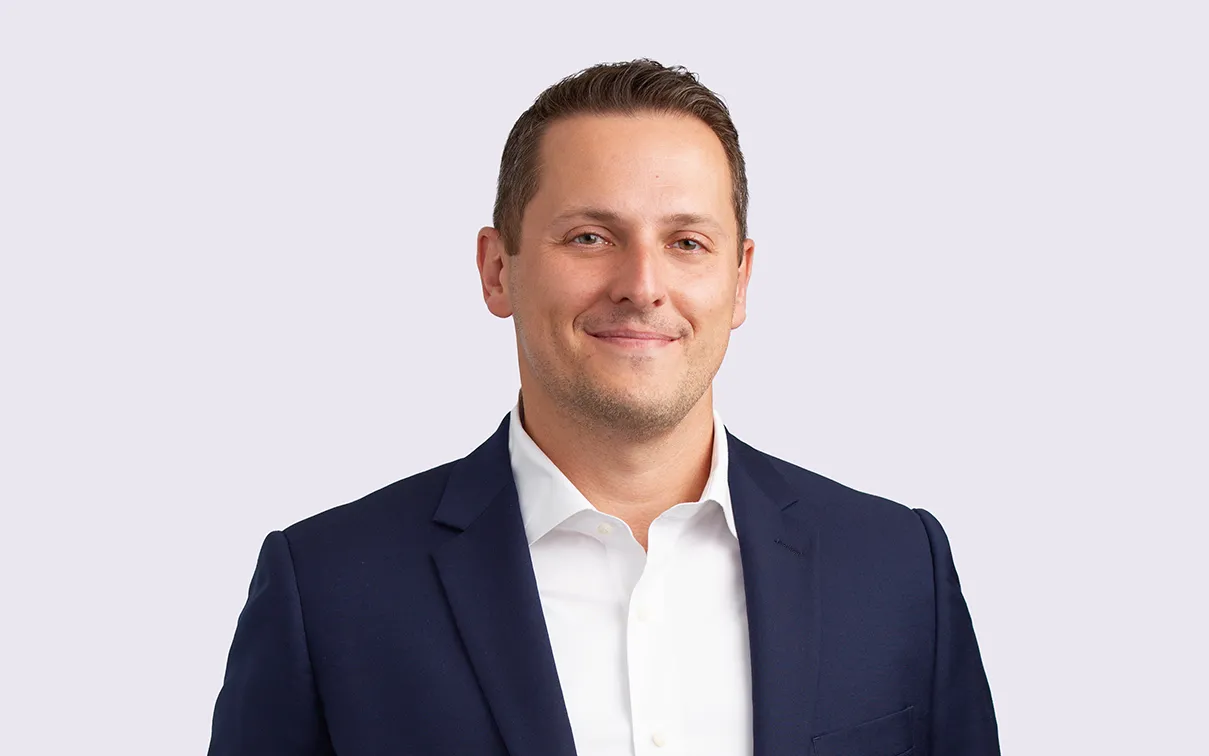 Alec Nealon Headshot