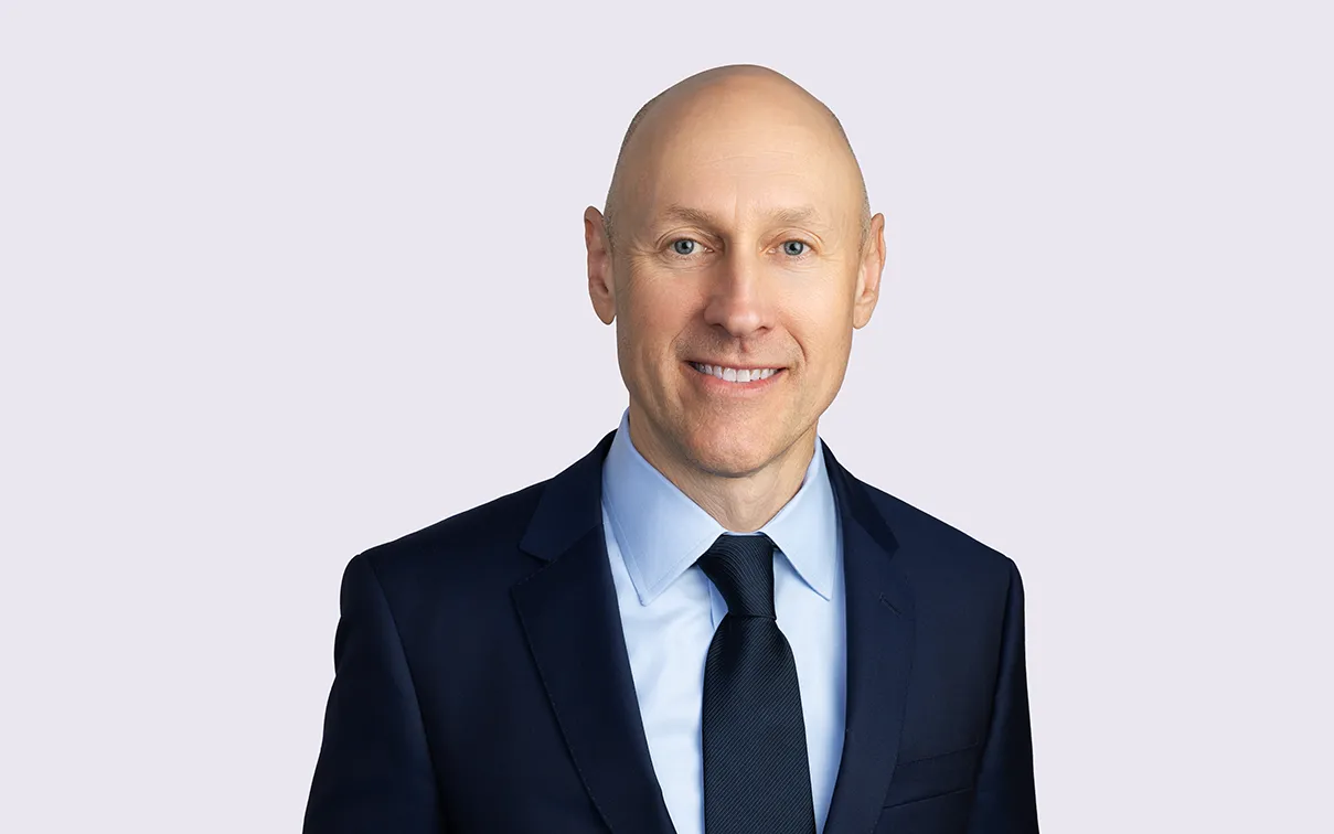 Christopher Van Dyke Headshot
