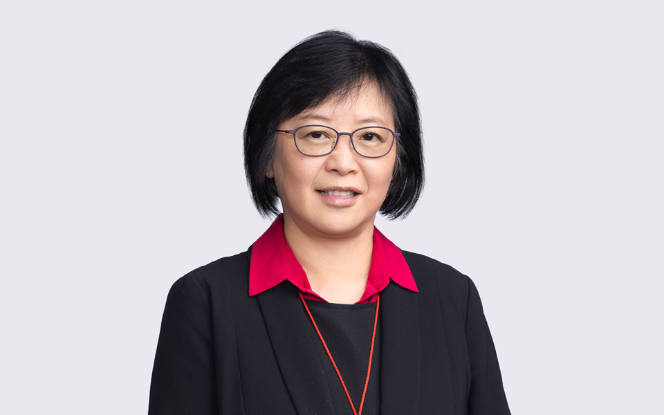 Minnie Fu headshot