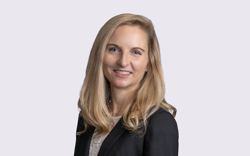 Holly Frederickson headshot