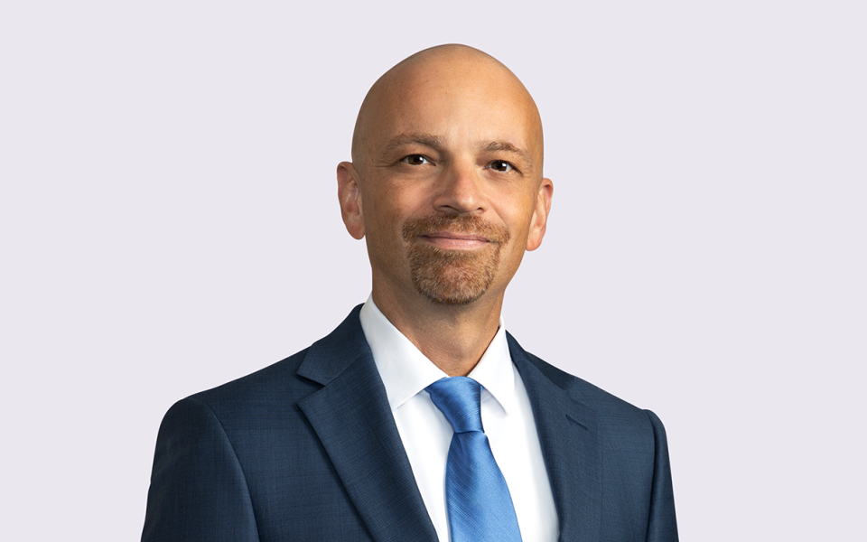 Dion Cassata headshot
