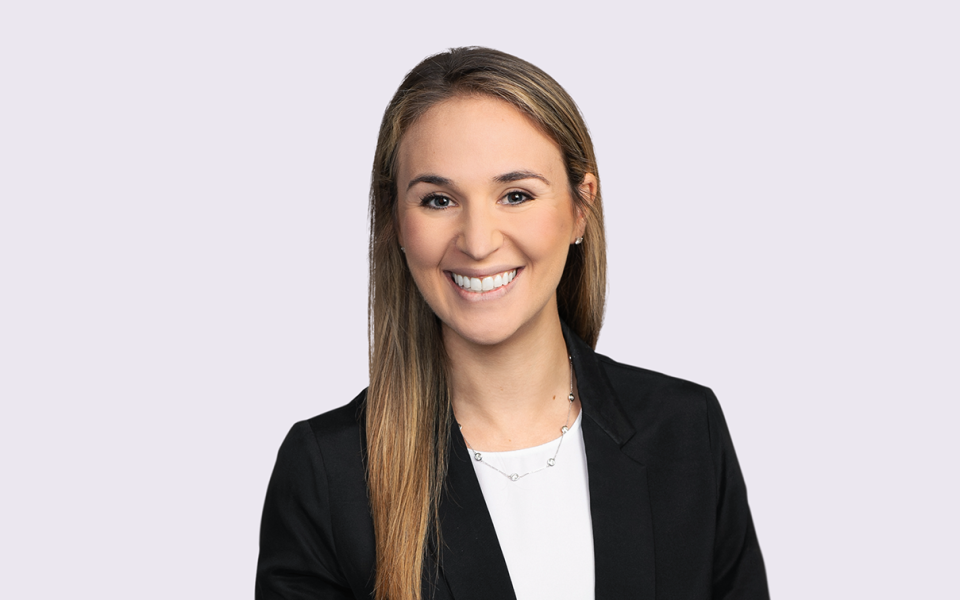 Ariel Gutovitz headshot