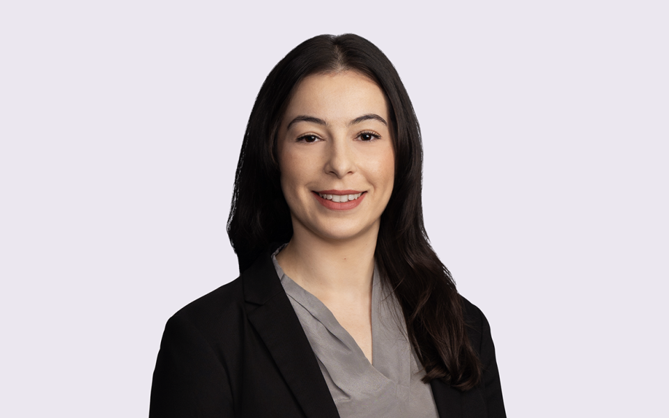Elise Dvorochkin headshot