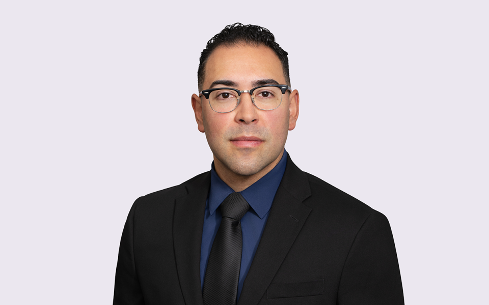 Arturo Garcia headshot