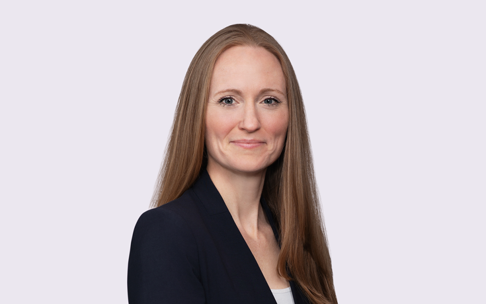 Bryn's headshot
