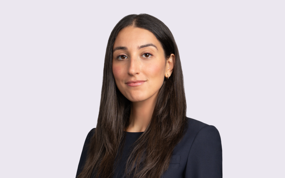 Julia Bover headshot
