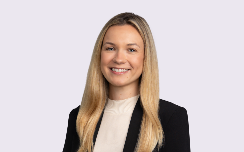 Carly Spielberger headshot