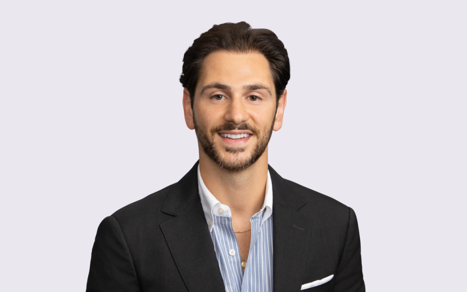 Kris Khodaverdian headshot