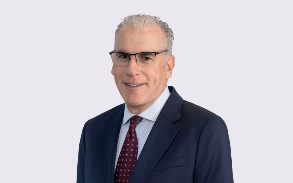 Peter Maretz headshot