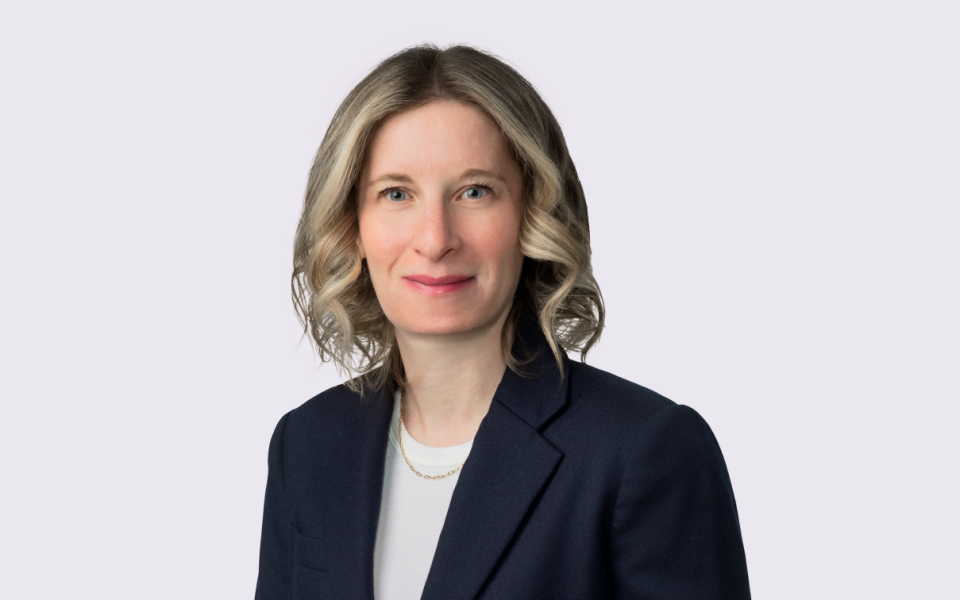 Sara Harrison headshot